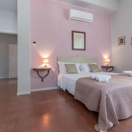 Villa Dell'Arco * SantʼElpidio a Mare
